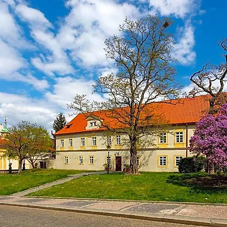 Loreta 3* Praga