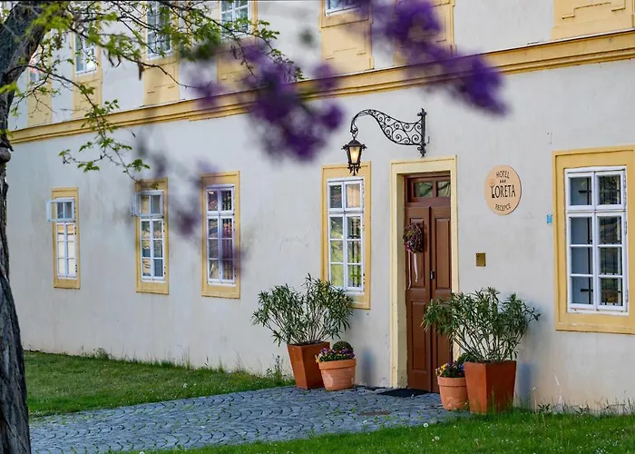 Hotel Loreta 3*
