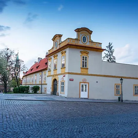 로레타 호텔 3*