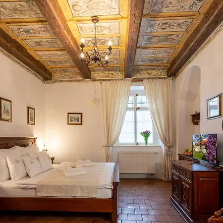 Loreta Hotel 3*