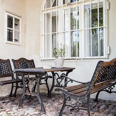 ロレタ ホテル 3*